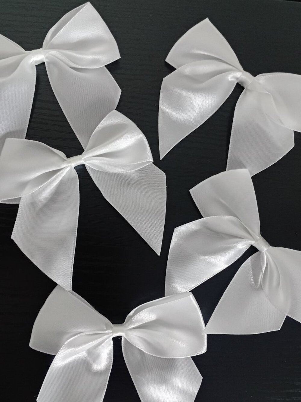 White Satin Bows With Twist Ties NEW in Package 40-pack
